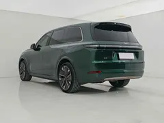 2025 Li Auto L9 Ultra, зелёный — фото 2