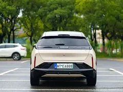 2023 Zeekr X RWD YOU 4-seat, белый — фото 5