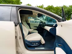 2023 Zeekr X RWD YOU 4-seat, белый — фото 13