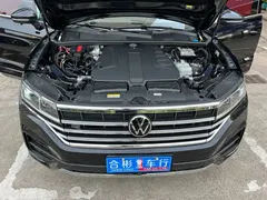 2021 Volkswagen Touareg 2.0TSI, чёрный — фото 14