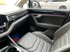 2021 Volkswagen Touareg 2.0TSI, чёрный — фото 28