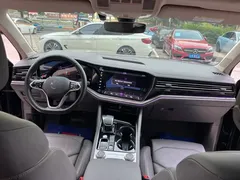 2021 Volkswagen Touareg 2.0TSI, чёрный — фото 36