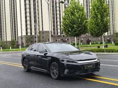 2025 BYD Han 125KM, чёрный — фото 3