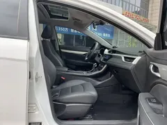 2021 Geely Emgrand 1.5L CVT, белый — фото 4