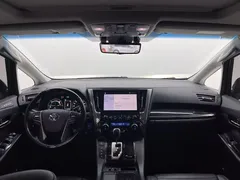 2021 Toyota Vellfire Hybrid 2.5L HV Luxury, белый — фото 10