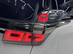 2021 Toyota Vellfire Hybrid 2.5L HV Luxury, белый — фото 25