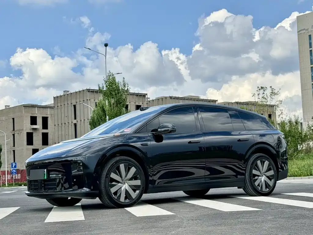 2025 Li Auto i6 2WD Standard