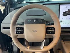 2025 Li Auto i6 2WD Standard, чёрный — фото 3