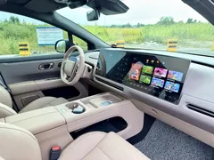 2025 Li Auto i6 2WD Standard, чёрный — фото 16
