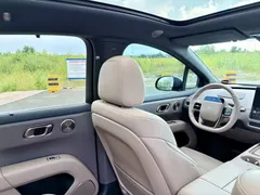 2025 Li Auto i6 2WD Standard, чёрный — фото 17