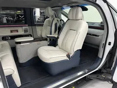2025 Zeekr Mix Smart Driving, белый — фото 11