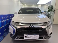 2020 Mitsubishi Outlander 2.0L 2WD Enjoy 7, белый — фото 2