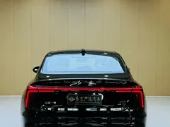 2026 Hongqi H5 1.5T DCT Pro, чёрный — фото 10