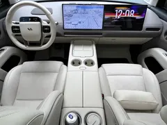 2025 Li Auto i8 Standard, чёрный — фото 5