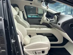 2025 Li Auto i8 Standard, чёрный — фото 13