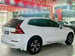 2023 Volvo XC60 4WD Luxury, белый — фото 5