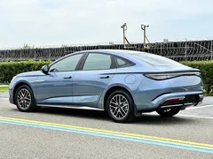 2025 BYD Seal 07 DM-i 1.5L 70km — фото 6