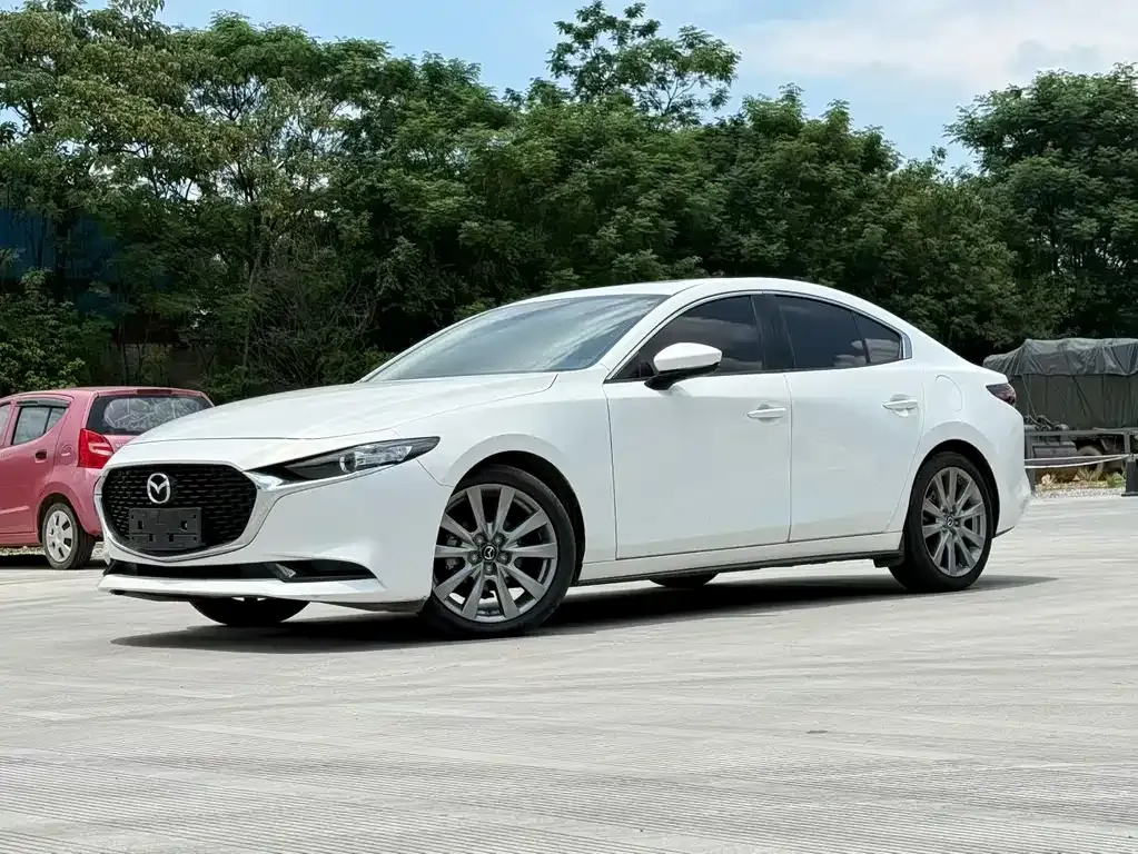 2021 Mazda 3 2.0L AT