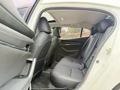 2021 Mazda 3 2.0L AT, белый — фото 9