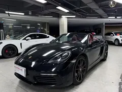 2020 Porsche 718 Boxster 2.0T, чёрный — фото 1