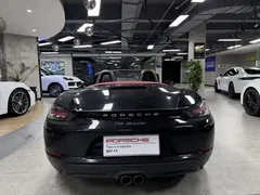 2020 Porsche 718 Boxster 2.0T, чёрный — фото 5