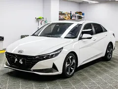 2022 Hyundai Elantra 1.5L CVT LUX Premium, белый — фото 1