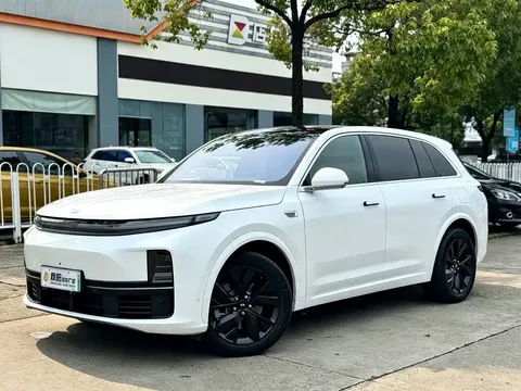 2023 Li Auto L7 Air
