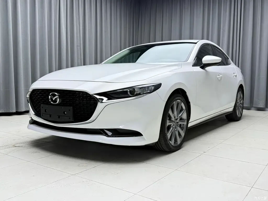 2021 Mazda 3 2.0L AT