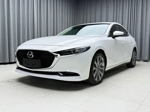 2021 Mazda 3 2.0L AT
