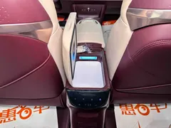 2023 Zeekr X RWD YOU 4-seat — фото 18