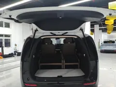 2025 Li Auto MEGA Home, белый — фото 15
