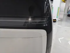 2025 Li Auto MEGA Home, белый — фото 24