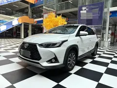 2022 Toyota Yaris L Zhixuan X 1.5L CVT PLUS, белый — фото 1