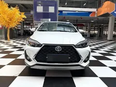 2022 Toyota Yaris L Zhixuan X 1.5L CVT PLUS, белый — фото 2