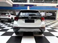 2022 Toyota Yaris L Zhixuan X 1.5L CVT PLUS, белый — фото 16