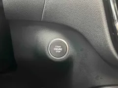 2023 Volvo XC40 B4 4WD Luxury, белый — фото 9