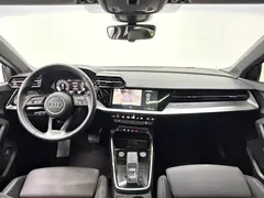 2021 Audi A3L Limousine 35 TFSI — фото 5