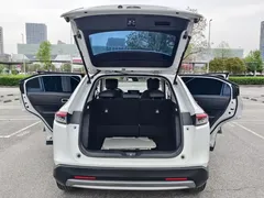 2023 Honda Vezel 1.5L CVT Pioneer, белый — фото 7