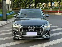 2022 Audi Q3 35 TFSI — фото 3