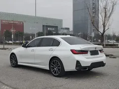 2023 BMW 3 Series 320Li M Sport Package, белый — фото 7