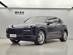 2021 Porsche Cayenne E-Hybrid 2.0T PHEV, чёрный — фото 1