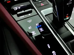 2021 Porsche Cayenne E-Hybrid 2.0T PHEV, чёрный — фото 18