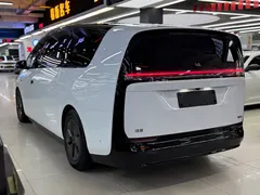 2025 Li Auto MEGA Home, белый — фото 4