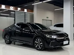 2022 Volkswagen Passat 330TSI Luxury, чёрный — фото 3