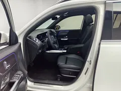 2022 Mercedes-Benz GLB 200, белый — фото 16