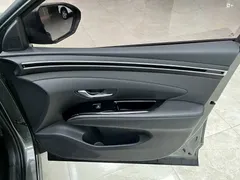 2023 Hyundai Tucson L 1.5T AT 2WD LUX Premium — фото 17