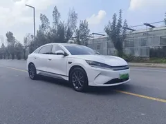 2025 BYD Qin L EV 545km Superior, белый — фото 4