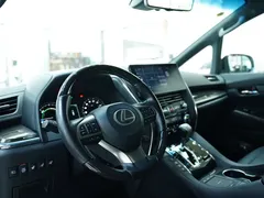 2020 Lexus LM 300h, белый — фото 6