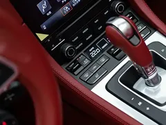 2022 Porsche 718 Boxster 2.0T — фото 18