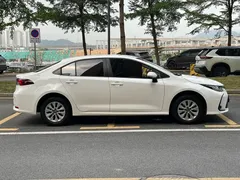 2023 Toyota Corolla 1.2T Pioneer, белый — фото 4